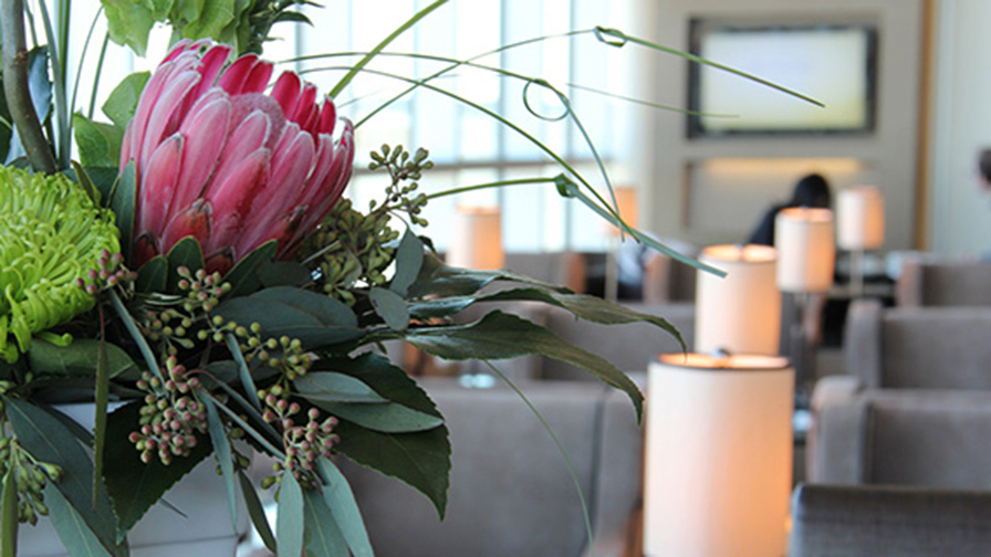 Flowers in the US Departures Plaza Premium Lounge in Edmonton Airport